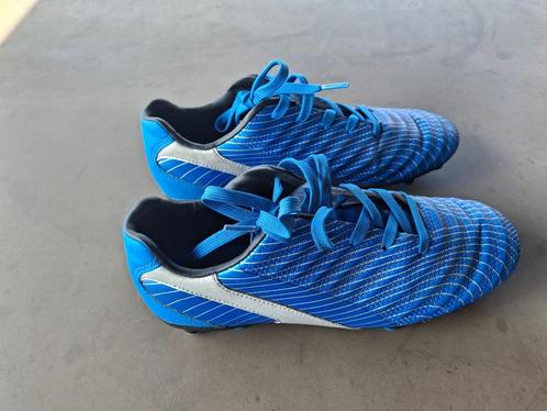 Nieuwe voetbalschoenen maat 37 merk origin, Sport en Fitness, Voetbal, Nieuw, Schoenen, Ophalen of Verzenden