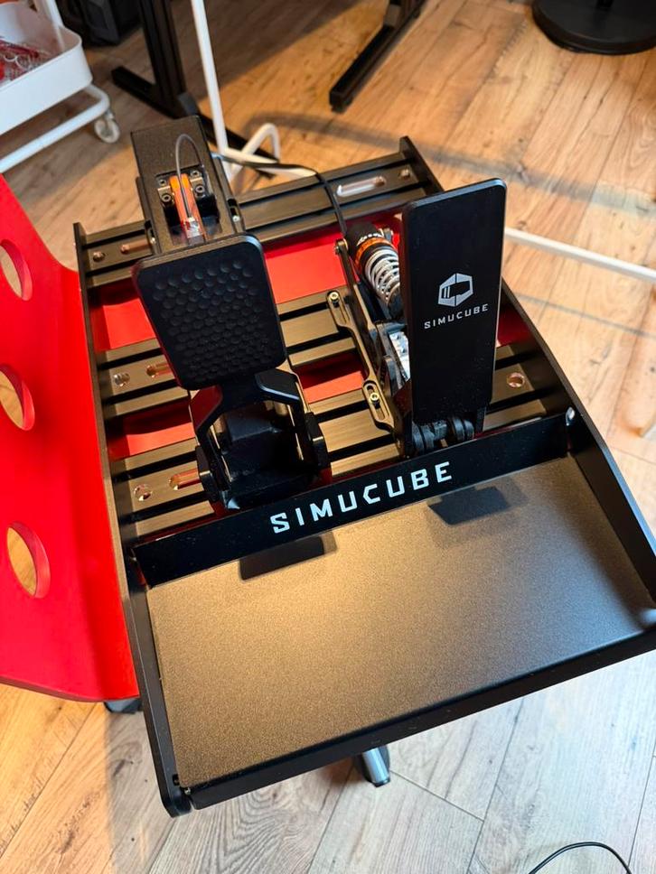 Simucube pedals ,active pedals + baseplate, Computers en Software, Joysticks, Zo goed als nieuw, Ophalen