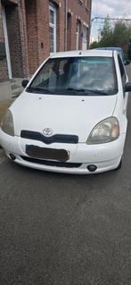 Toyota yaris 2000 1.0 vtt-i essence 219000km, Autos, Toyota, Yaris, Achat, Particulier, Essence