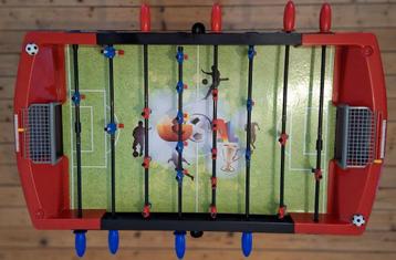 Voetbaltafel (4-10 jaar) beschikbaar voor biedingen