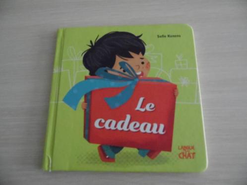 LE CADEAU, Boeken, Kinderboeken | Baby's en Peuters, Zo goed als nieuw, 2 tot 3 jaar, Ophalen of Verzenden