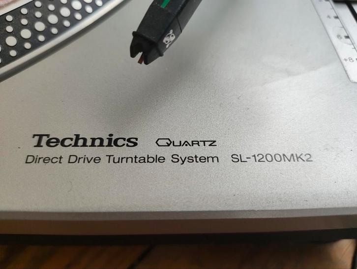 2x Technics SL-1200MK2, Muziek en Instrumenten, Dj-sets en Draaitafels, Zo goed als nieuw, Technics, Ophalen