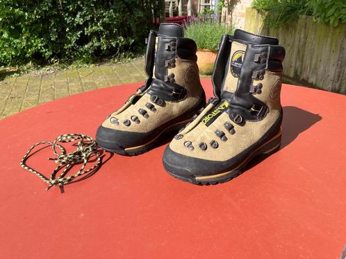 Bergschoen leder La Sportiva Nepal trek type C/D maat 38 1/2, Sport en Fitness, Bergsport en Wandelen, Zo goed als nieuw, Schoenen