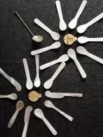 Petrossian Caviar Keys, lepels, messen, palet, Antiek en Kunst, Ophalen