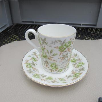 VINTAGE KOP KOFFIE MOKKA EXPRESSO ROYAL ALBERT green velvet