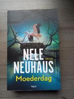 Moederdag - Nele Neuhaus, Livres, Thrillers, Comme neuf, Enlèvement ou Envoi