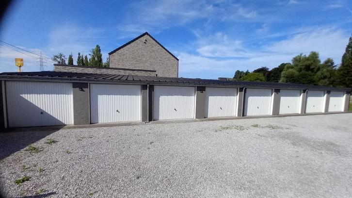BOX  DE STOCKAGE A LOUER, Immo, Garages en Parkeerplaatsen, Charleroi