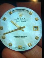 Merk uurwerk horloge met diamantjes 2 karat, Bijoux, Sacs & Beauté, Montres | Femmes, Acier, Avec strass, Enlèvement ou Envoi