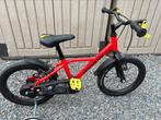 Decathlon Btwin 16 inch fiets met training wieltjes, Fietsen en Brommers, Fietsen | Kinderfietsjes, Ophalen, Zijwieltjes, B-Twin