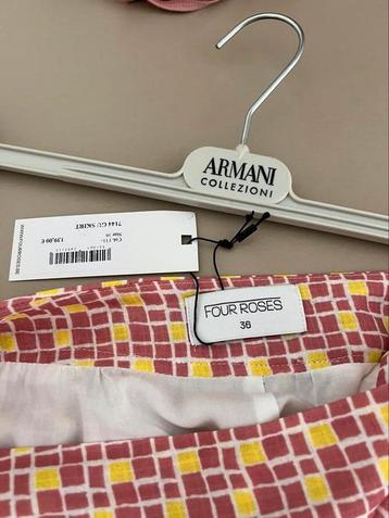 Nieuwe rok v dit seizoen F Roses,m36 prachtig ! beschikbaar voor biedingen