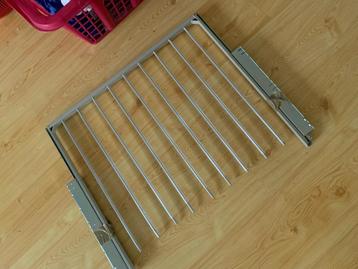 Porte-pantalons coulissant IKEA 75cm beschikbaar voor biedingen