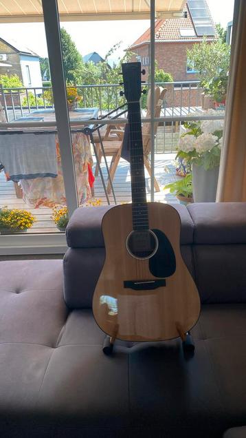 Guitare Dreadnought el-ak D-12E-KOA Martin, Musique & Instruments, Enlèvement, Comme neuf, Avec valise
