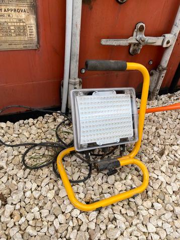 Bouwverlichting led lamp beschikbaar voor biedingen