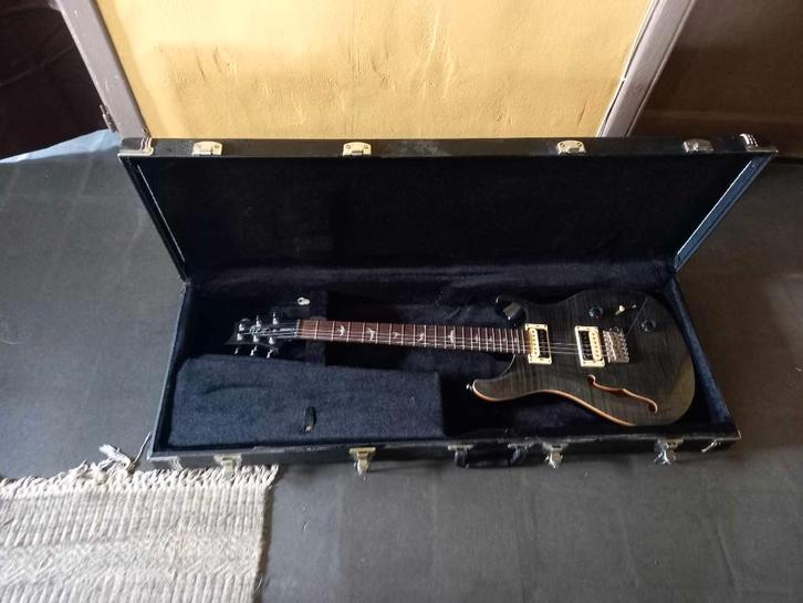 PRS custom 22 semi hollow, Muziek en Instrumenten, Snaarinstrumenten | Gitaren | Elektrisch, Zo goed als nieuw, Semi-solid body