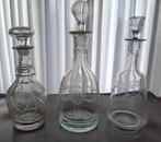 3 Antieke Karaffen uit 1850 en Zilveren Karaf Hangers, Antiek en Kunst, Antiek | Glaswerk en Kristal, Ophalen of Verzenden