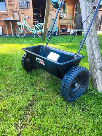 Gopart strooiwagen 25L beschikbaar voor biedingen