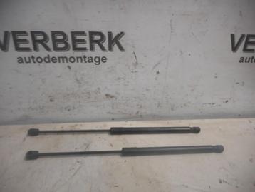GASDRUKVEERSET ACHTER Opel Insignia (13332570) beschikbaar voor biedingen