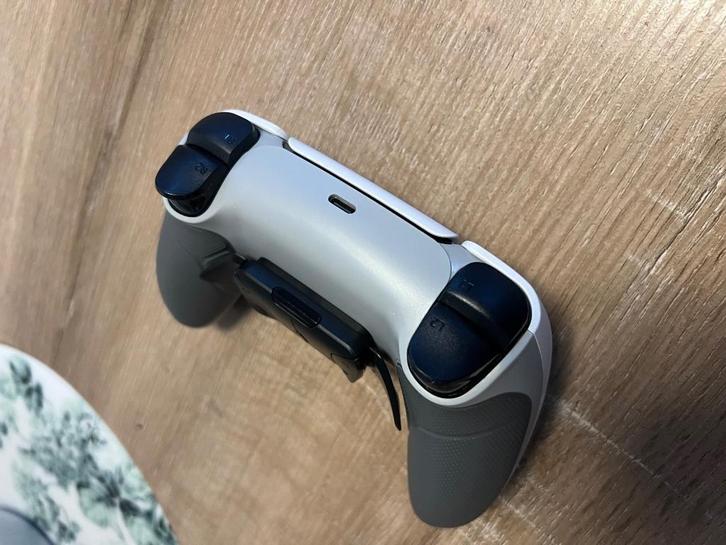 Ps5 edge controller extreme rate custom (paddels), Games en Spelcomputers, Spelcomputers | Sony Consoles | Accessoires, Refurbished