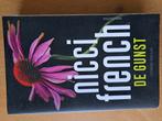 Nicci French - De gunst - special DPG Media, Boeken, Thrillers, Ophalen of Verzenden, Zo goed als nieuw, Nicci French
