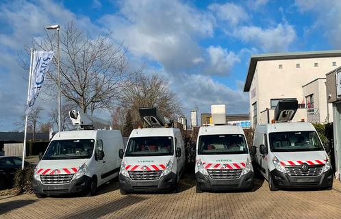 A louer plateforme élevée/ Naccele /12,5 m/14,20 m, Autos, Renault, Entreprise, Master, Diesel, Boîte manuelle, Enlèvement