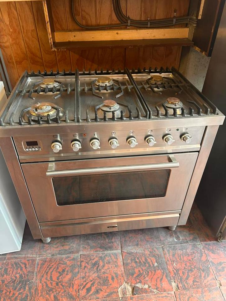 Cuisiniere BORETTI, Elektronische apparatuur, Fornuizen, Zo goed als nieuw, Elektrisch, Ophalen