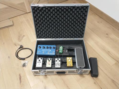 Gitaareffecten + Case of (set), Muziek en Instrumenten, Versterkers | Bas en Gitaar, Gebruikt, Gitaar, Ophalen