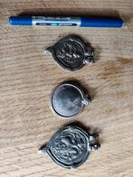 3 anciennes amulettes népalaises, Enlèvement ou Envoi