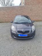 Toyota yaris 1.4 dissel contrôle ok tel 0484.05.05.01, Auto's, Toyota, 4 cilinders, Onderhoudsboekje, Te koop, 3 deurs