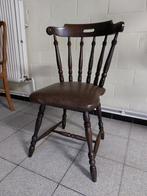 Antieke eiken stoelen donkerbruin, Enlèvement