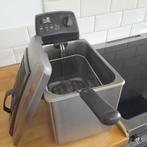 Friteuse van het merk Fritel, Elektronische apparatuur, Frituurpannen, 3 tot 4 liter, Ophalen, Zo goed als nieuw