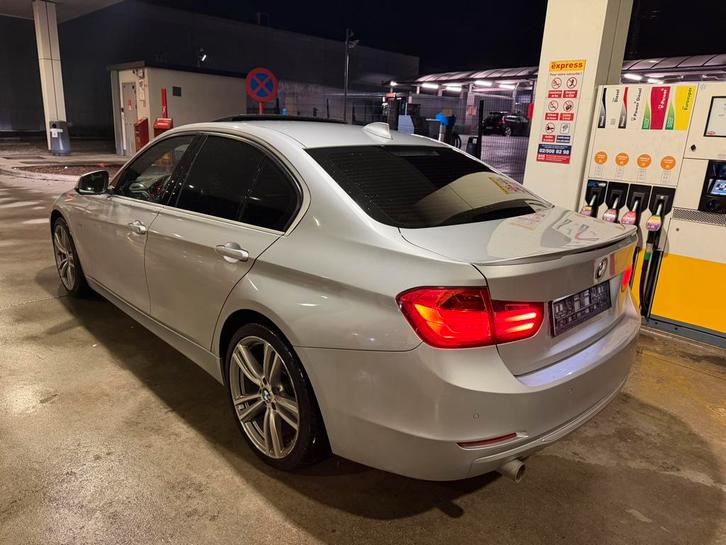 Bmw 316d f30 full options toit ouvrant xenon, Autos, BMW, Entreprise, Série 3, Vitres électriques, Diesel, Euro 5, Berline, Automatique