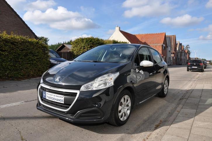 Peugeot 208 Like met airco (bj 2017), Auto's, Peugeot, Bedrijf, Te koop, ABS, Airbags, Airconditioning, Bluetooth, Boordcomputer