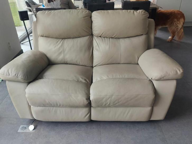 canapés 2 places modèle HOUSTON, en cuir beige 2 relax élect, Maison & Meubles, Canapés | Salons, Enlèvement