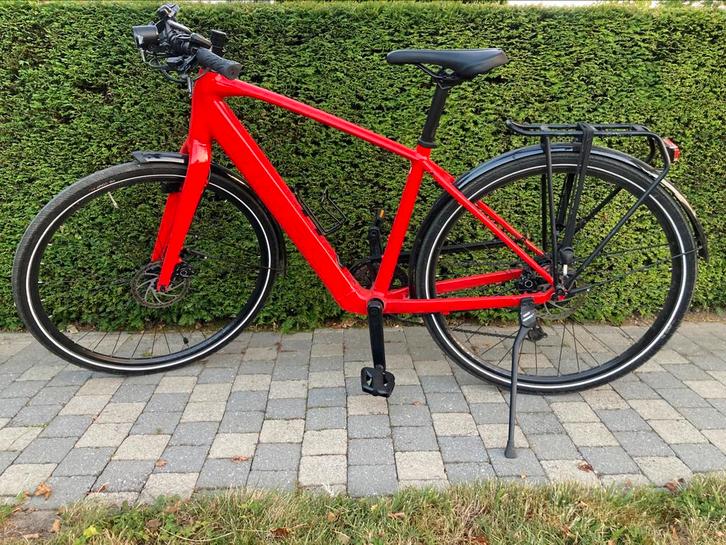 Trek FX+ 2 elektrische fiets, kleur rood, medium (1m65-1m75), Fietsen en Brommers, Overige Fietsen en Brommers, Zo goed als nieuw