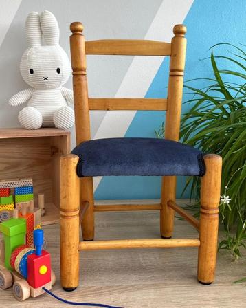 Stoel Petit Prince - restored by four_to_seven_chairs beschikbaar voor biedingen