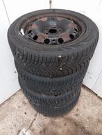 4 jantes et pneus hiver Skoda Fabia 2014 + enjoliveurs, Ophalen, Gebruikt, 15 inch, Winterbanden
