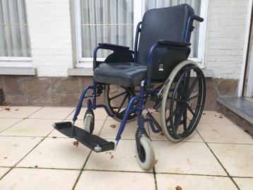 Fauteuil roulant et poussette disponible aux enchères