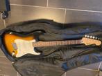 guitar éléctrique Squier bullet strat, Muziek en Instrumenten, Ophalen of Verzenden, Zo goed als nieuw, Fender