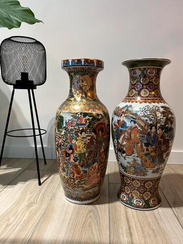 2 magnifiques vases chinois du début des années 1900