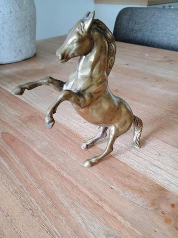Paardje brons, Enlèvement ou Envoi, Bronze