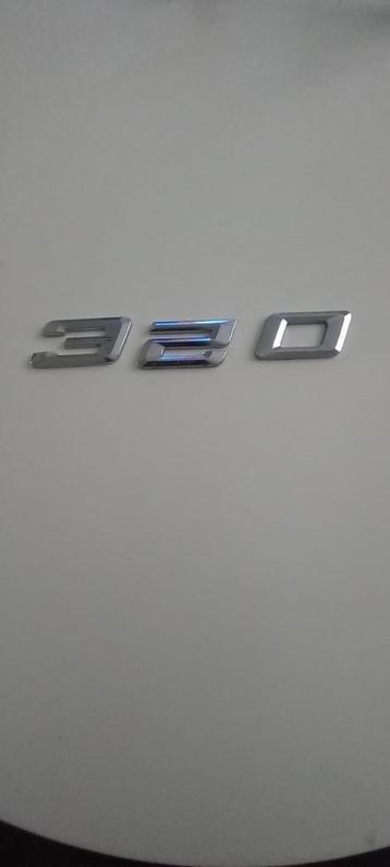 BMW 320-logo 