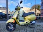 Vespa GTS 300 E5 met Salonkorting, Motoren, Scooter, 300 cc, Bedrijf, 1 cilinder