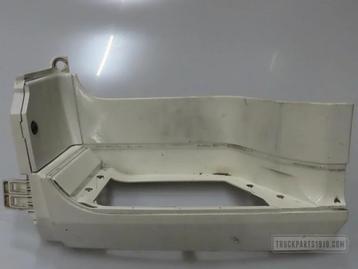 DAF Body & Chassis Parts Instapbak Li DAF CF beschikbaar voor biedingen