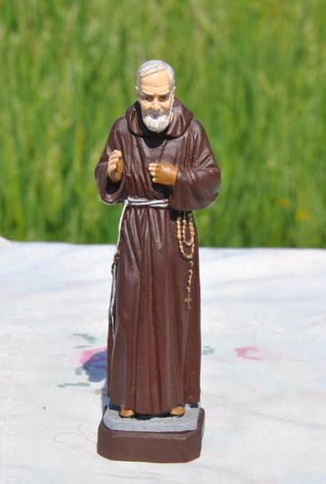 saint pio en resine  beschikbaar voor biedingen