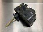 KOPLAMPMOTOR Toyota Camry (CV30) (01-2001/11-2006) (CAMRY), Auto-onderdelen, Gebruikt, Toyota