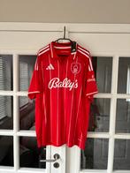 Maillot de football Nottingham Forest 2025/2026 -Nouveau, Envoi, Neuf, Maillot