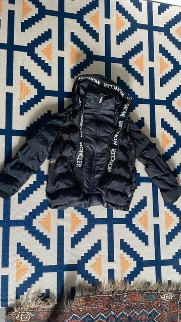 Moncler Jas beschikbaar voor biedingen