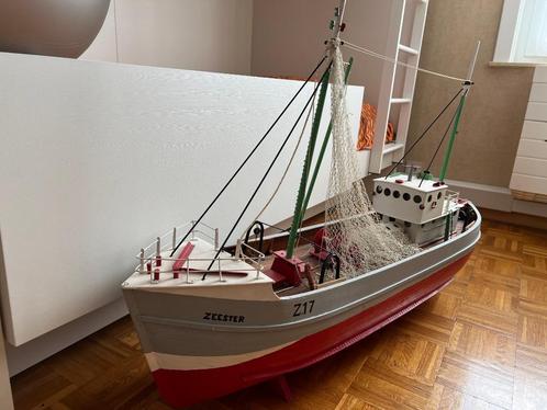 Houten model van Vissersvaartuig - Handwerk, Antiquités & Art, Curiosités & Brocante, Enlèvement