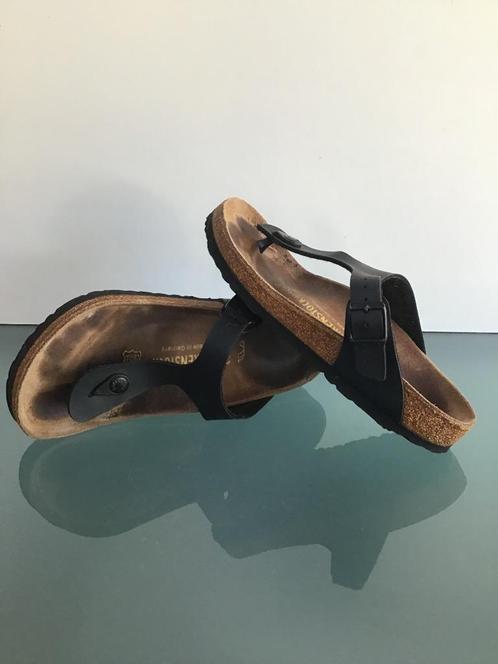 Gratis Verzenden | Birkenstock Gizeh zwarte slippers 37, Kleding | Dames, Schoenen, Zo goed als nieuw, Slippers, Zwart, Verzenden