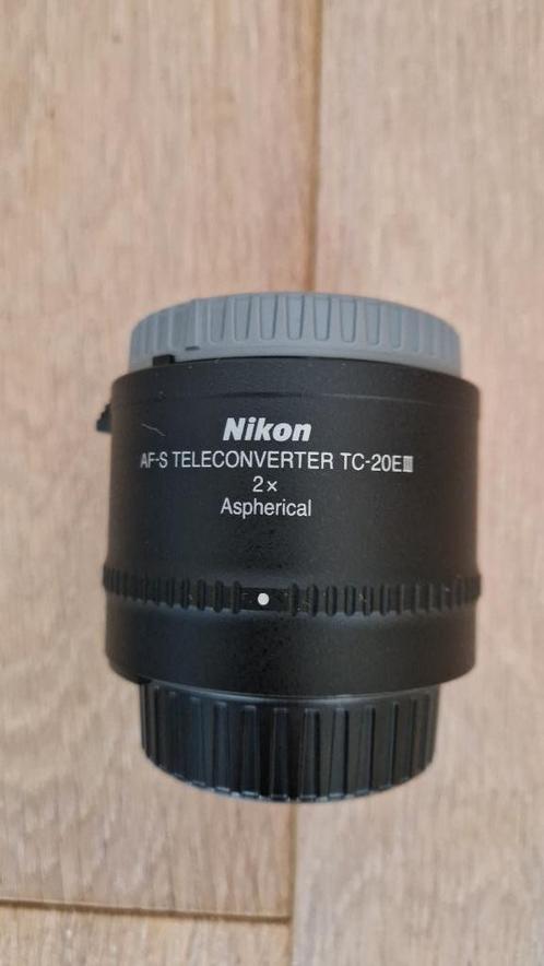 Nikon TC-20E III teleconverter, TV, Hi-fi & Vidéo, Photo | Lentilles & Objectifs, Comme neuf, Autres types, Enlèvement ou Envoi